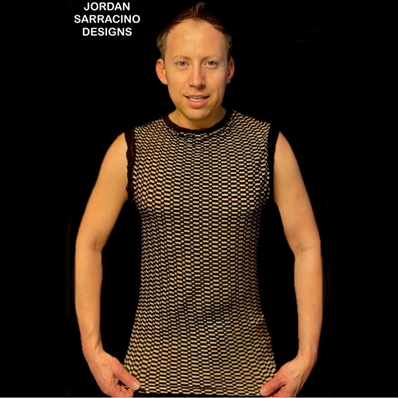 Over 2,500 Sales - Picture 7 of 12